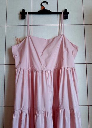 Перламутрово-розовое ярусное платье макси большого размера7 фото
