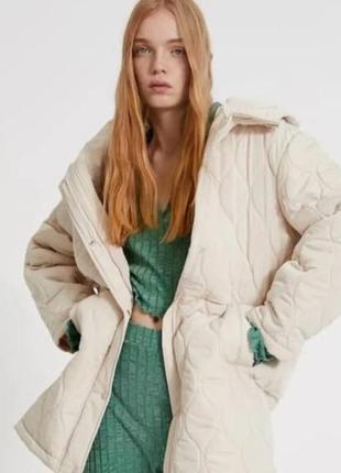 Стёганная куртка пальто pull&bear