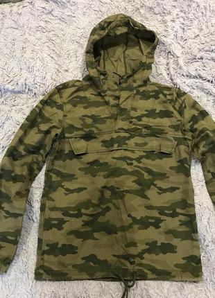 Куртка ветровка