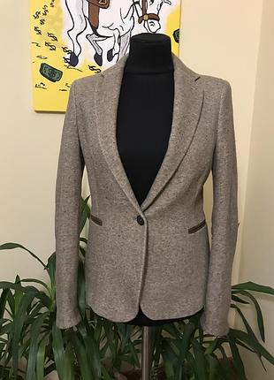 Піджак жіночий