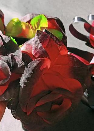 Обруч з трояндами