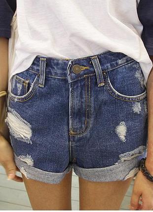 Жіночі джинсові шорти з потертостями