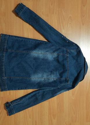 Подовжена джинсовці джинсовий жакет джинсова куртка-піджак з перлами5 фото