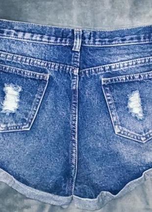 Жіночі джинсові шорти з потертостями4 фото