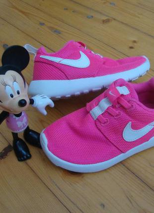 Кроссовки nike roshe run pink оригинал 26 размер