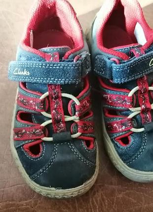 Красовки clarks