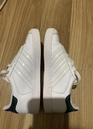 Кросівки adidas 4