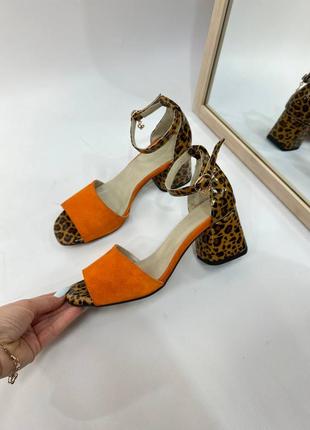 Босоніжки колір на вибір