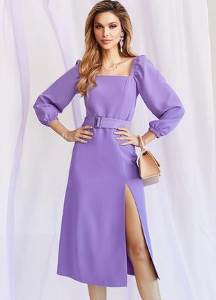 Нежное платье клёш расклешенное миди ниже колен с разрезом сиреневое фиолетовое лавандовое с горловиной каре квадратной
