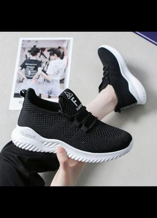 Супер стильные летние кроссовки