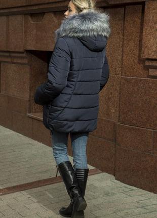 Теплая зимняя женская куртка в темно синем цвете3 фото