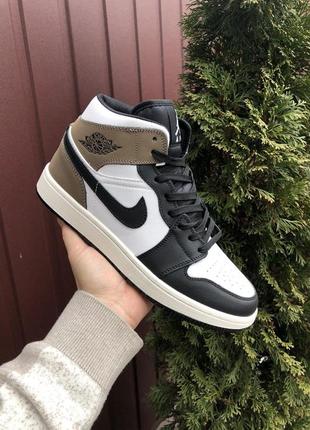 Р.41,42,44 кросівки nike air jordan (чорно/біло/коричневі). ks 11054
