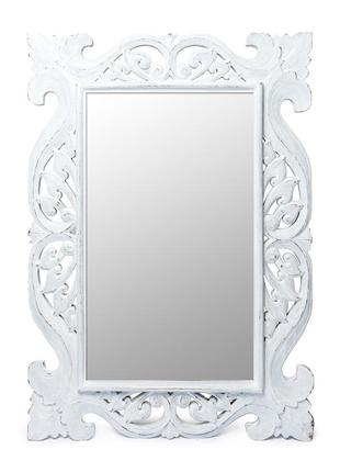 Зеркало в резной деревянной раме белого цвета 100см*70см