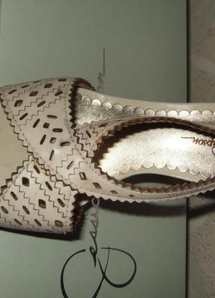 Босоножки туфли jessica simpson,36 размер3 фото