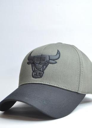 Бейсболка чоловіча chicago bulls