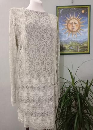 Кружевное платье