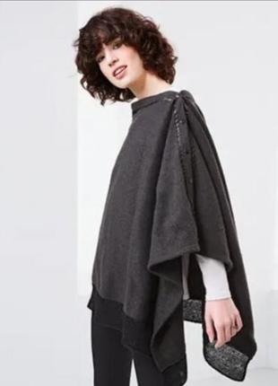 Шикарне флісовій пончо від tchibo