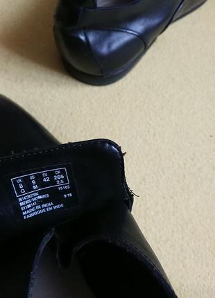 Брендові фірмові легкі шкіряні туфлі clarks,оригінал,нові,розмір 42(8анг.).6 фото
