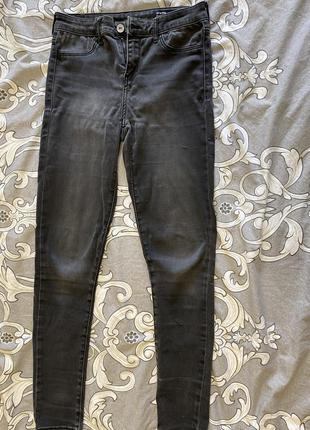 Джинсы