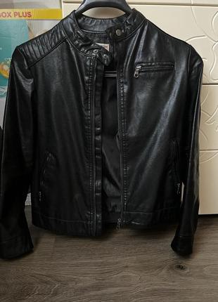 Шкіряна куртка