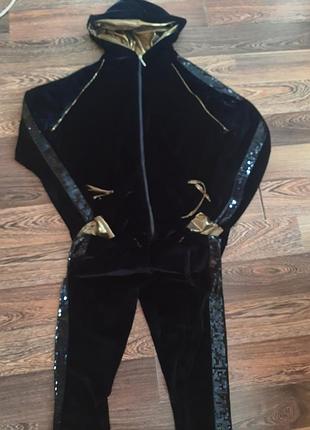 Велюровый костюм