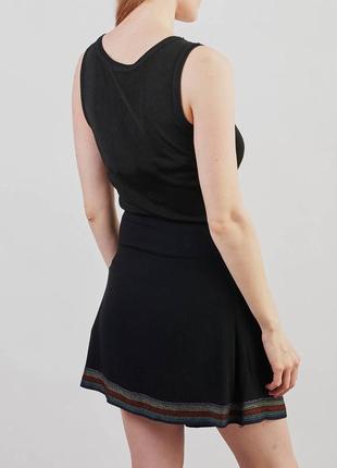 Комбинированное базовое платье –мини sandro на запах2 фото