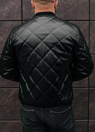 Шкіряний бомбер 3