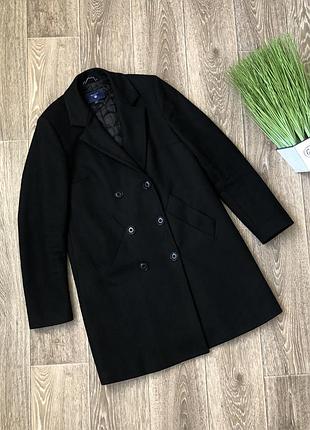 Шерстяное фирменное пальто gant размер s.