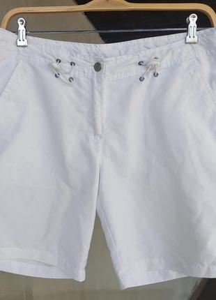 Шорти