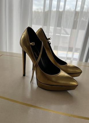 Туфлі saint laurent