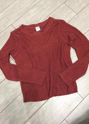 Легкий свитер