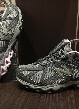 new balance mt572