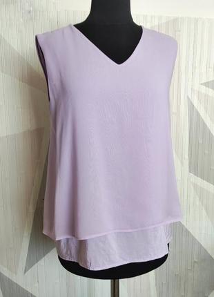 Легка футболка від massimo dutti