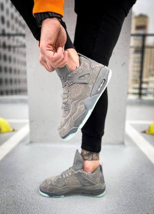 Кроссовки nike air jordan 4 retro kaws grey