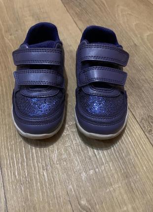 Детские кроссовки clarks