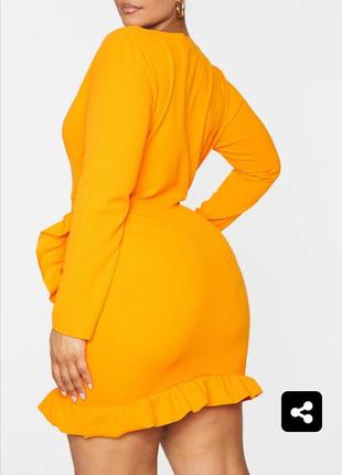 Обалденные апельсиновое платье батал с рюшами с глубоким декольте4 фото