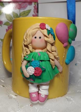 Чашечка з ліпленням з полімерної глини ручної роботи