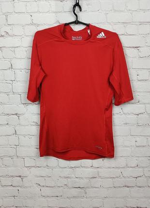 Компресійна червона тренувальна футболка adidas men's training techfit base