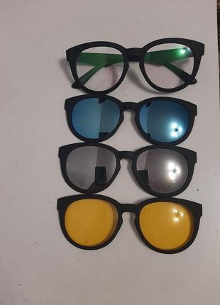 Окуляри 4 в 1