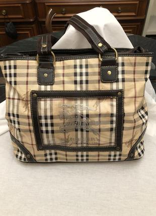 Женская сумка burberry.