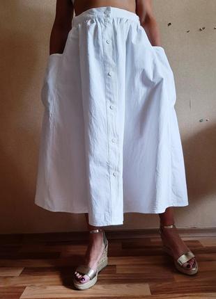 Новая белоснежная юбка на пуговичках из 100% хлопка