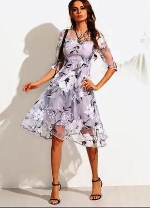 Воздушное платье из органзы с цветочным принтом2 фото