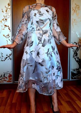 Воздушное платье из органзы с цветочным принтом5 фото