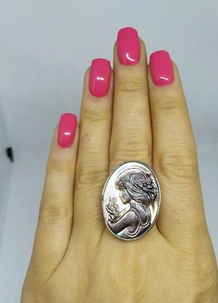 Кільце камея. перламутр