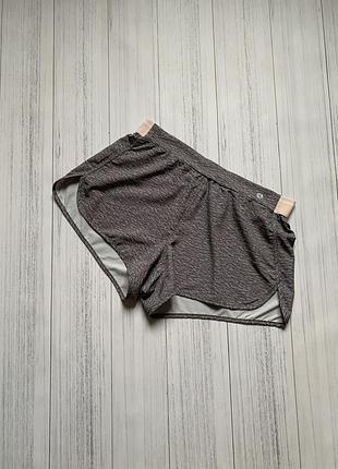 Спортивні шорти sophia thiel