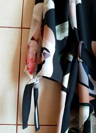 Красиве графітове плаття-кімоно в квітковий принт8 фото
