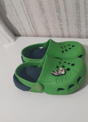 Crocs