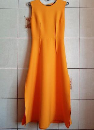 Яскраво-жовте красиве плаття з відкритою спиною5 фото