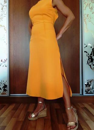 Яскраво-жовте красиве плаття з відкритою спиною3 фото