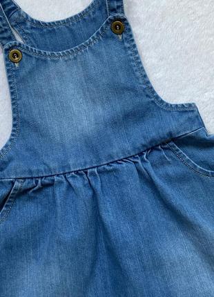 Сарафан джинсовый,на 2-3 года с карманами2 фото